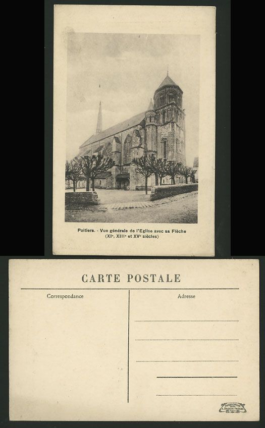 France Church Postcard POITIERS l'Eglise avec sa Fleche