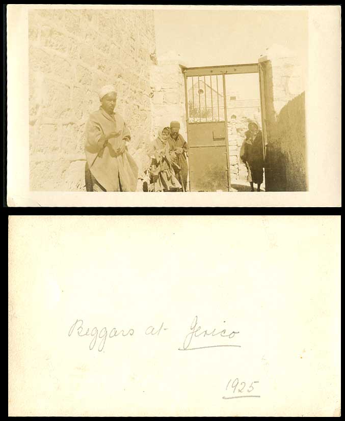 Palestine, Beggars at JERICHO, Entrance Gate 1925 Old Real Photo Photograph Card