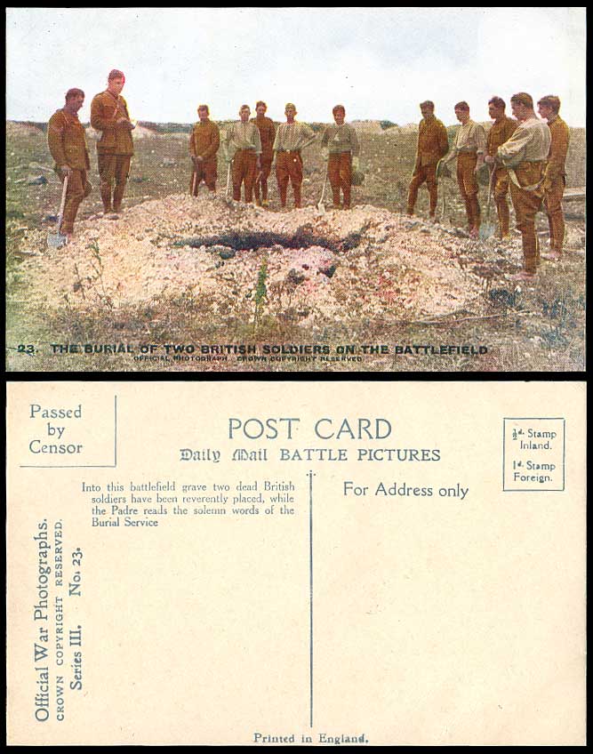 WW1 Official Daily Mail Old Postcard Burial of 2 BRITISH SOLDIERS on Battlefield