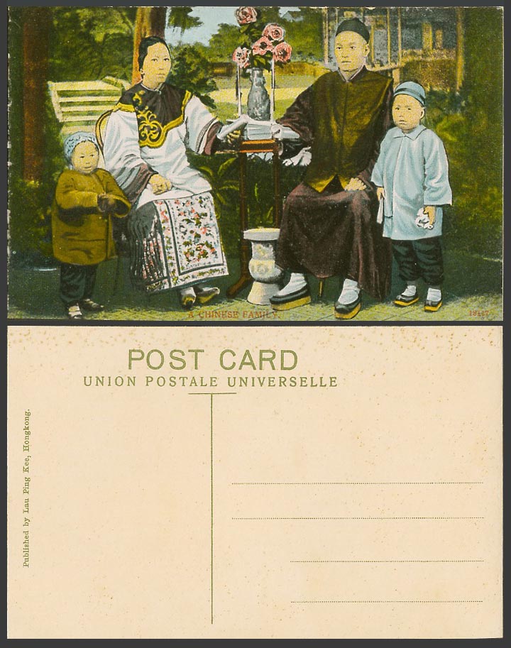 Hong Kong Old Colour Postcard A Chinese Family, Chinaman Woman Children Boy Girl