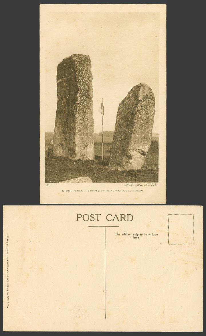 Stonehenge Stones in Outer Circle S. Side, Flag Salisbury Wiltshire Old Postcard