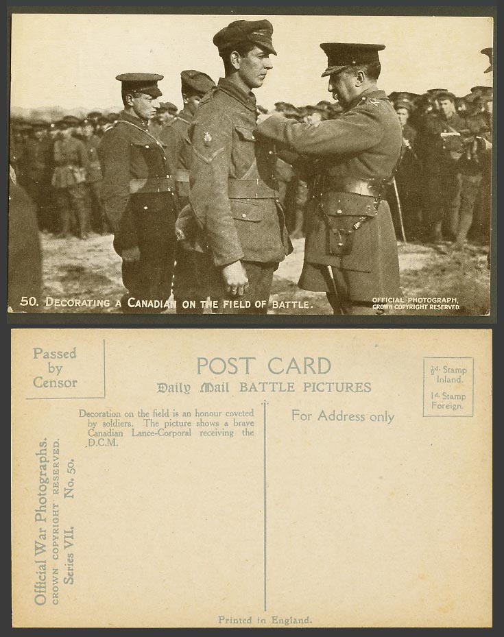 WW1 Daily Mail Old Postcard Decorating a Canadian on The Field of Battle, VII 50