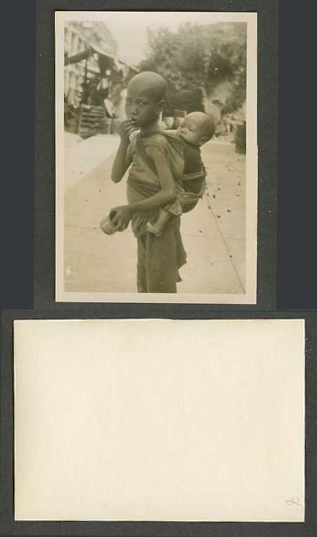China Old Small Photo Real Photograph of Chinese Native Children Carrying Baby 4