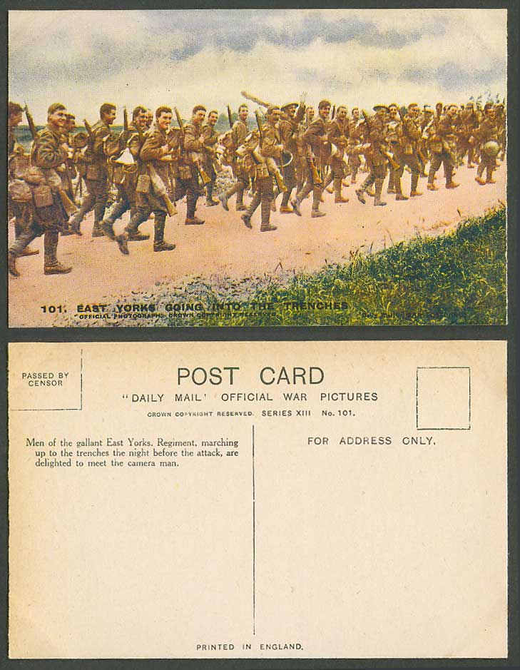 WW1 Daily Mail Old Postcard East Yorks Regiment Go to Trenches, Meet Camera Man