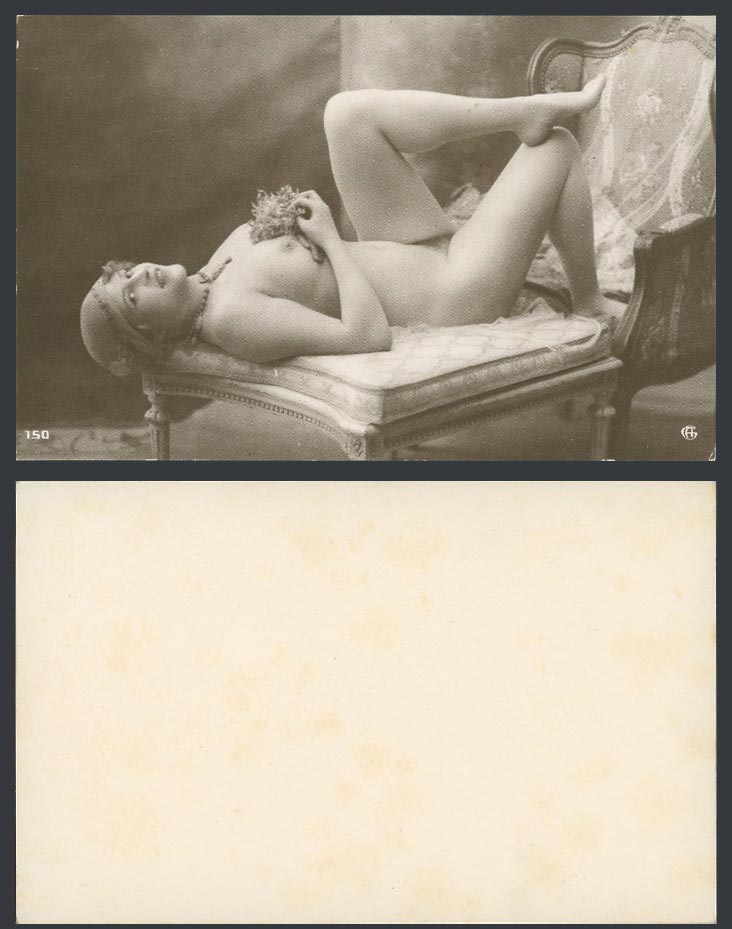 Erotic Card Glamour Lady Glamorous Woman Girl Lace bare breast Antique Couch Bed