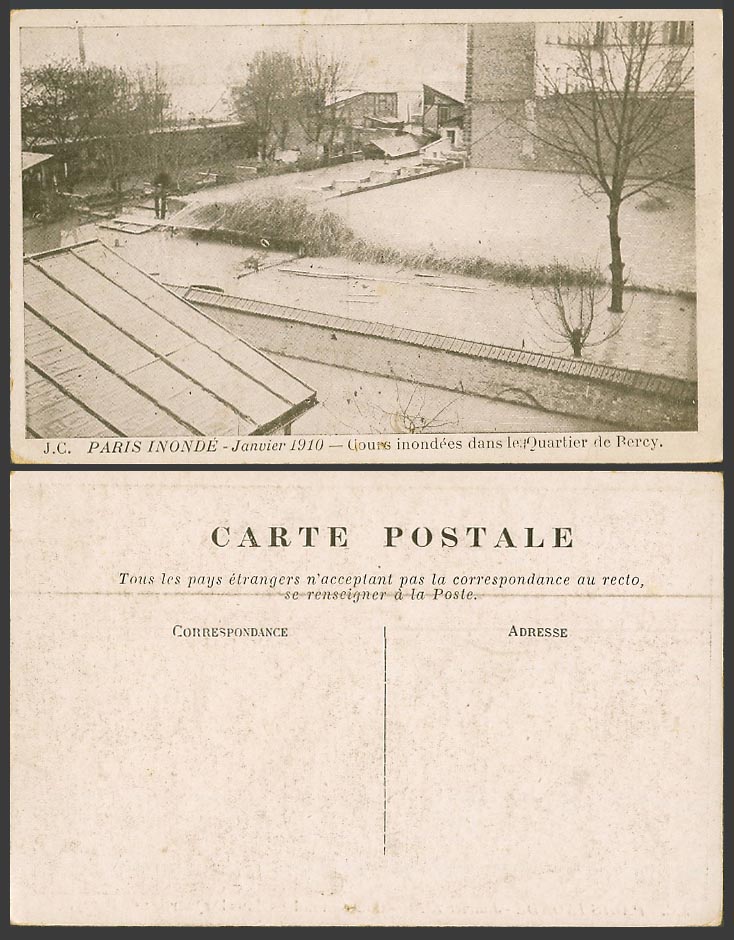 PARIS FLOOD 1910 Old Postcard Cours inondees dans le Quartier de Bercy, Rooftop