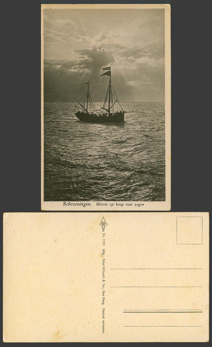 Netherlands Scheveningen Old Postcard Boat with Flags, Uitreis op hoop van zegen