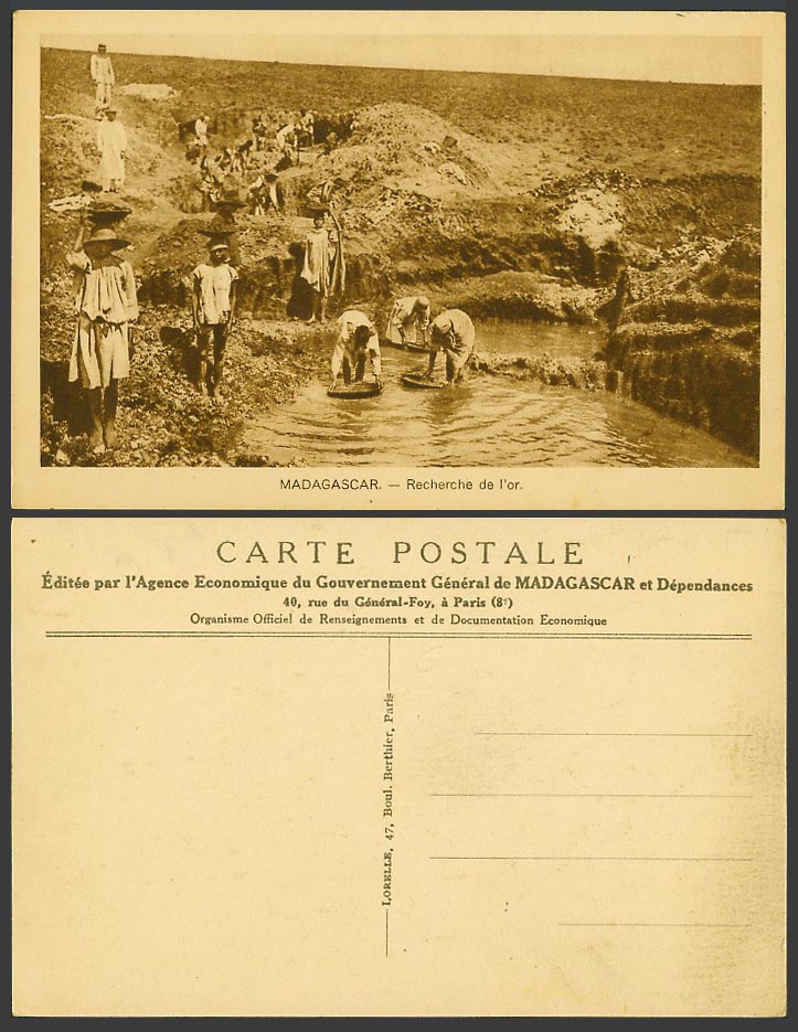Madagascar Old Postcard Recherche de l'Or, Searching for Gold Mine Miners Mining